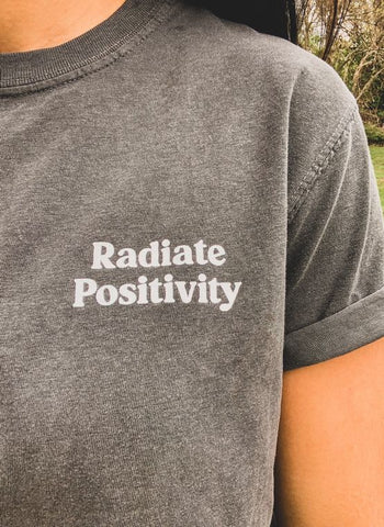 "Radiate" - T-Shirt